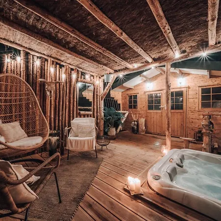 Apartment Wooden Nest *