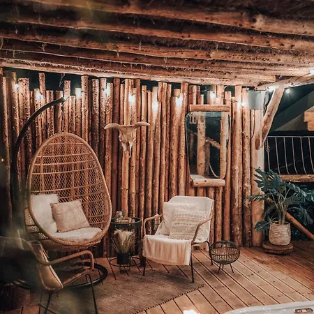 Wooden Nest * Durbuy