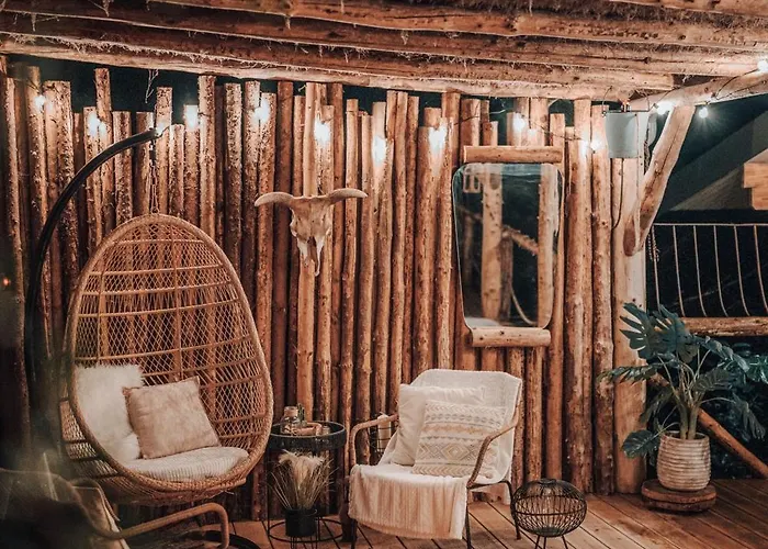 Wooden Nest * Durbuy